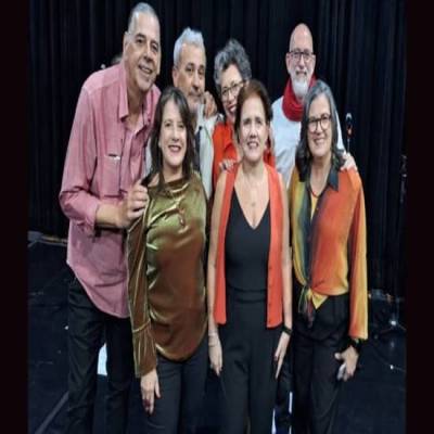 Quintas Vocais apresenta Chapéu de Coro - Quase 40
