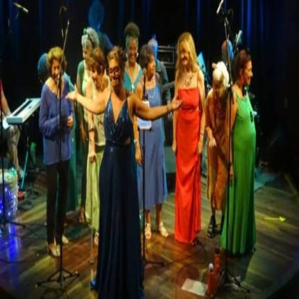 Coletivo PreparaVoz apresenta DESENHO DE GIZ