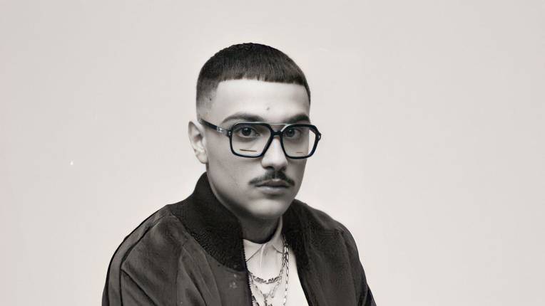 Papa V