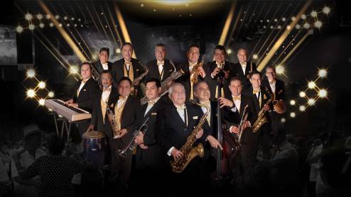 Celebrando con la Orquesta de Carlos Campos