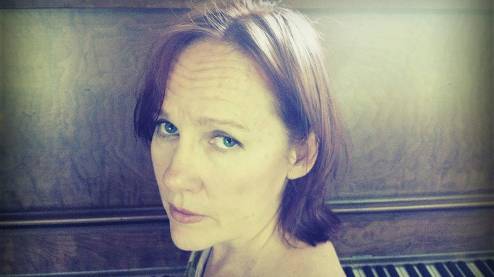 Iris DeMent