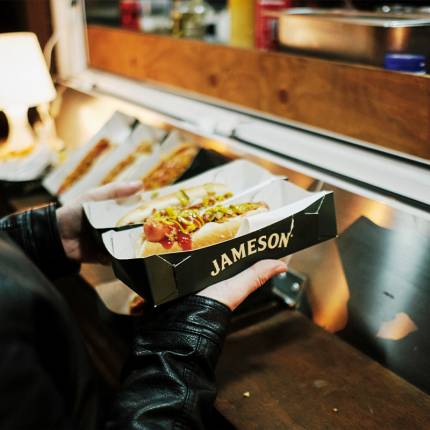 Jameson Connects Málaga  música, foodtrucks y diversión