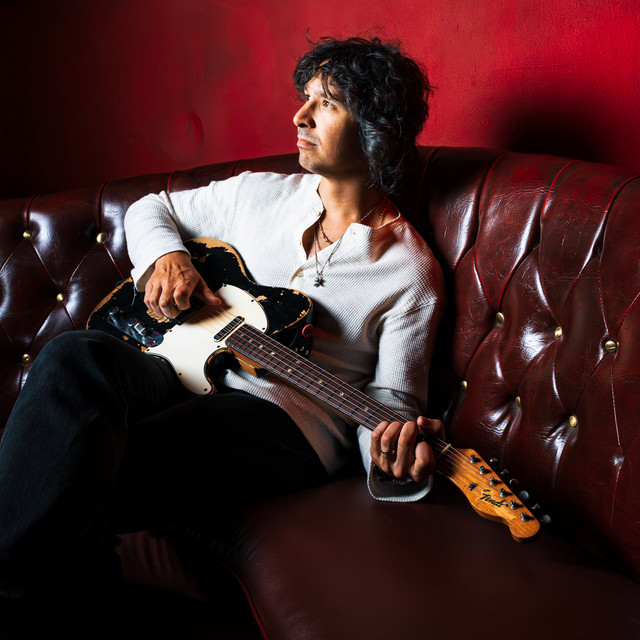 Davy Knowles & Band