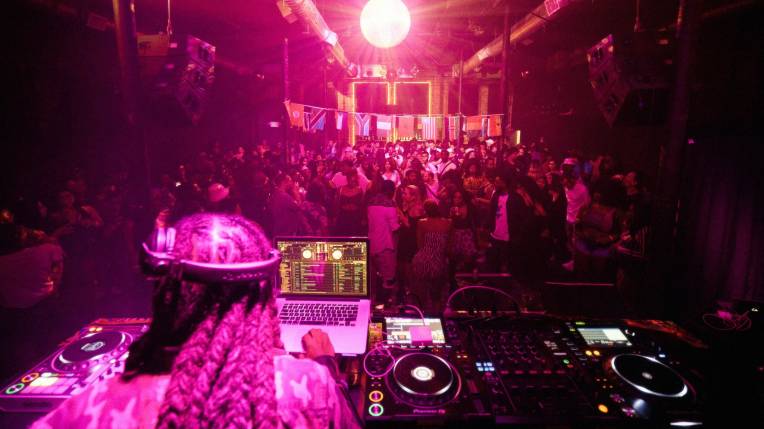 Afro GoGo