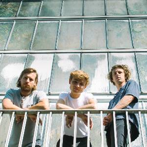 ELIAS apresenta 'Bloomed > Exploded' + SUWI