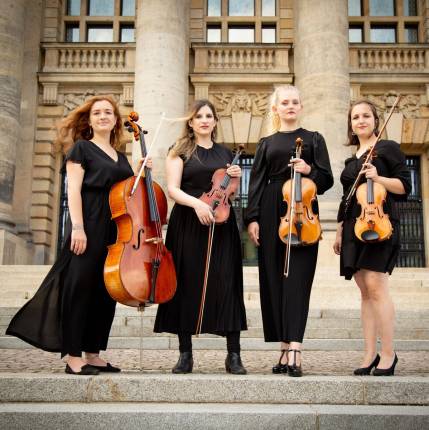 Mondëna Quartet