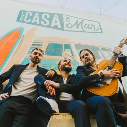 Bamboleo Versiones de C. Tangana, Kiko Veneno, Gipsy Kings y más…