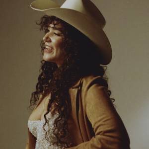 EMILY NENNI  + TEDDY & THE ROUGH RIDERS
