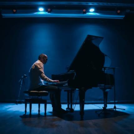 Emotional Piano Experience Jan Uve