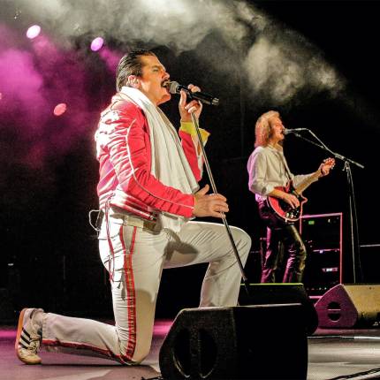 God Save The Queen – Q-Revival Band