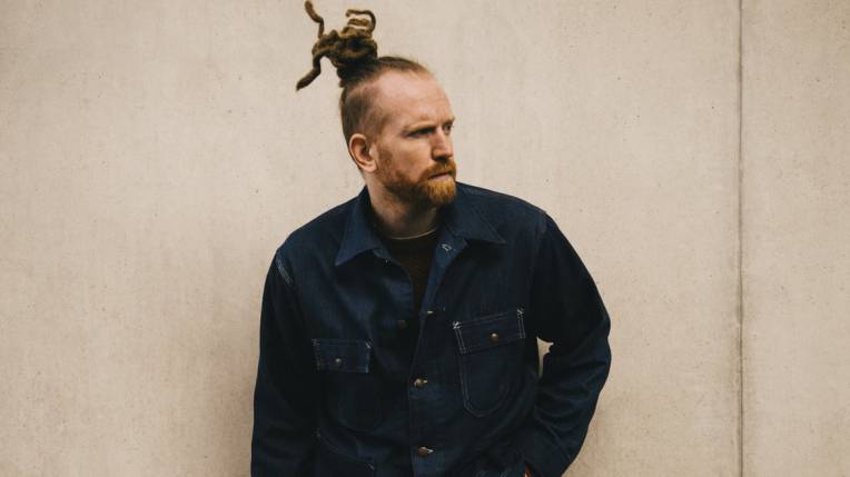 Newton Faulkner