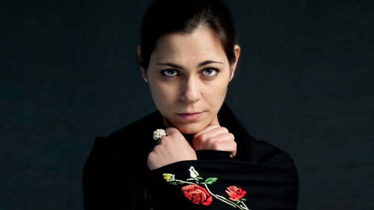 O SOM DO FADO avec Suzi Silva