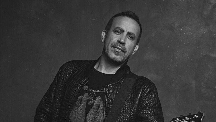 Haluk Levent