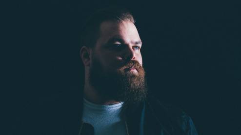 Com Truise