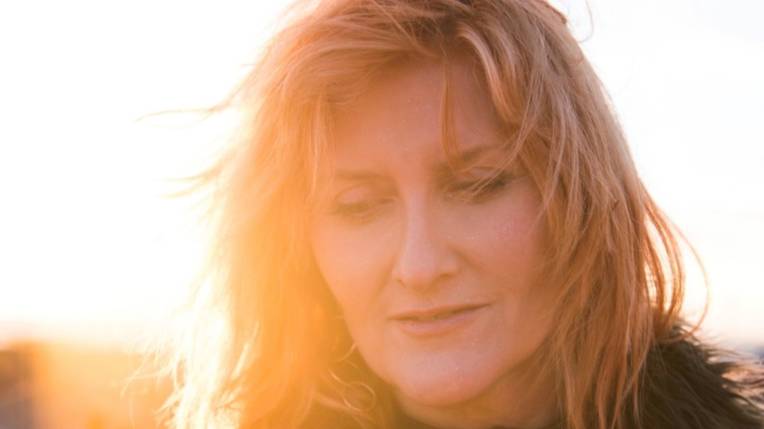 Eddi Reader