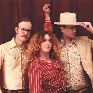 Lauren Housley & The Northern Cowboys