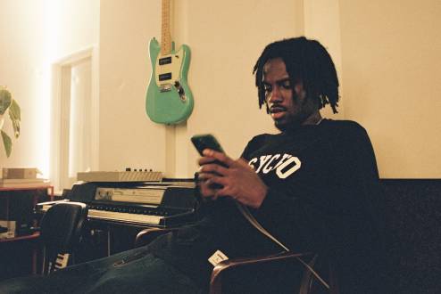 Kwes e