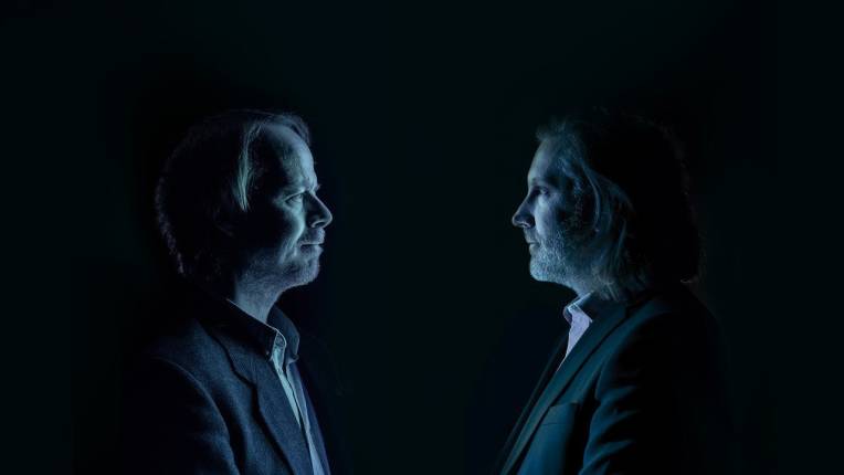 Erlend & Steinjo presenterer: Slå på ring - LIVE!