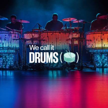 We call it Drums Bandas Sonoras de Películas en un Espectáculo de Percusión LED