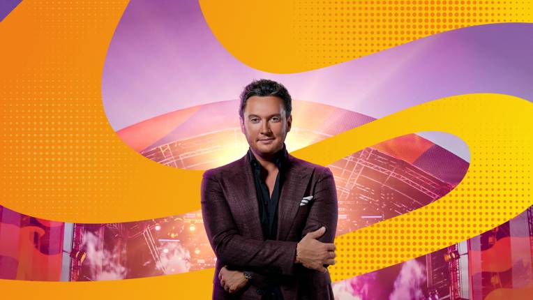 Tino Martin - LIVE on the BEACH