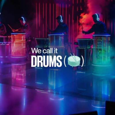 We call it Drums Bandas Sonoras de Películas en un Espectáculo de Percusión con LED