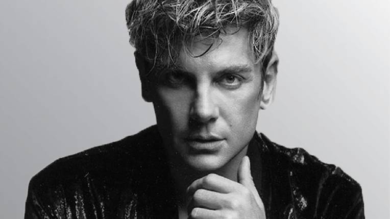 MAKSIM