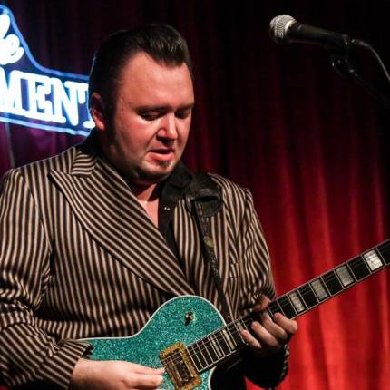 Ruzz Guitar's Blues Revue