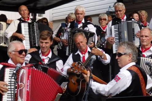 LINDESNES TREKKSPILLKLUBB