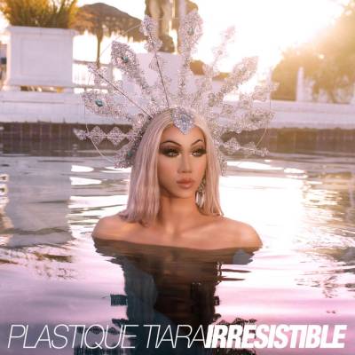 Plastique Tiara