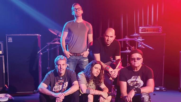 Alive - Tribute to Pearl Jam