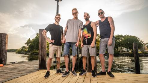 Ballyhoo!