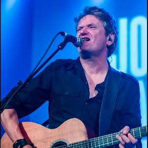 John P Taylor Band (support Lizzie Sykes)