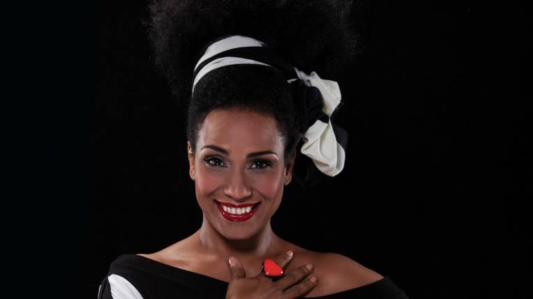 Aymee Nuviola