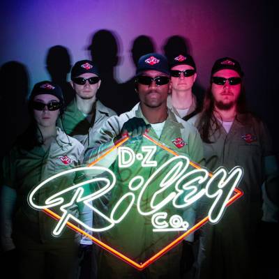 DZ Riley