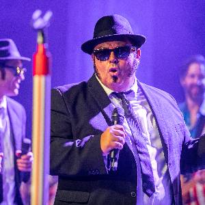 The Chicago Blues Brothers: Crusin for a Bluesin