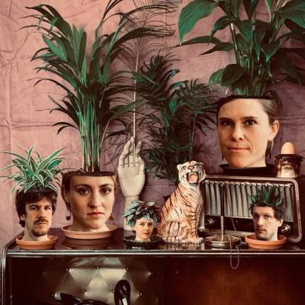 Catastrophe Waitress