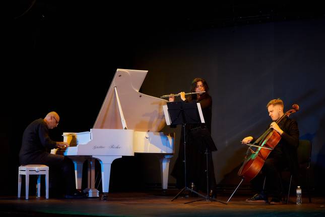 Cellist Alik Lysiuk