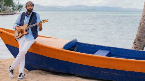 Juan Luis Guerra 4.40