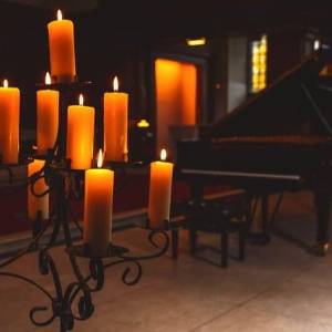 Bach Piano Concertos by Candlelight (8pm)