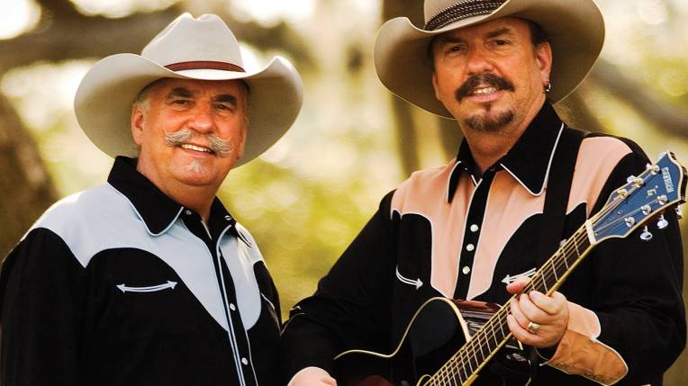 Bellamy Brothers - Live at The Dive!