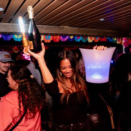 Universal Frequencies British Pop Music Boat Party