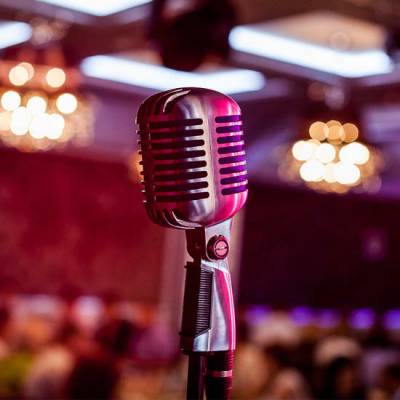 Tres Cómicos y Jam Música en directo Coolturetas Comedy 13ª Temporada