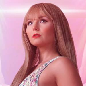 Xenna - electrifying tribute to Taylor Swift