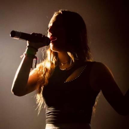 Siria Malo en Sala Badulaque