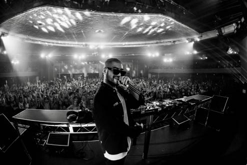 Wax Motif