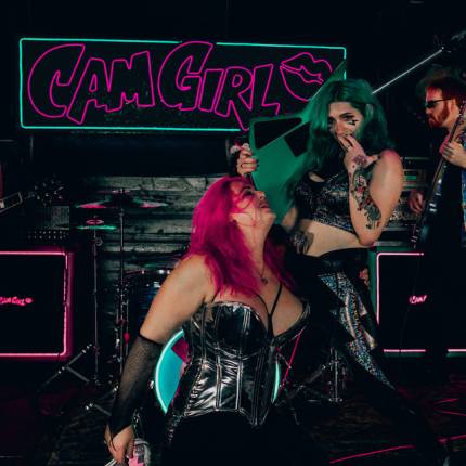 CAM GIRL