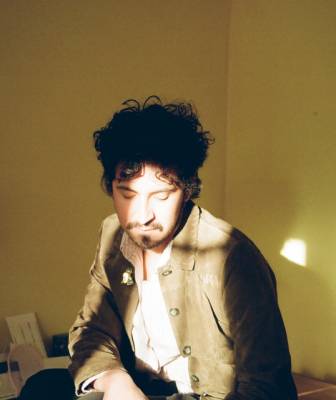 Alec André