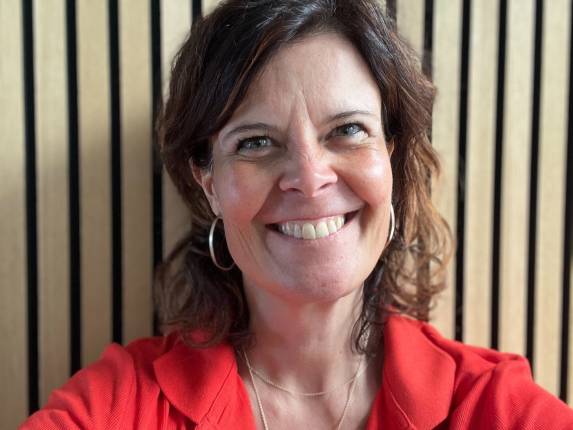 Anne Hartung