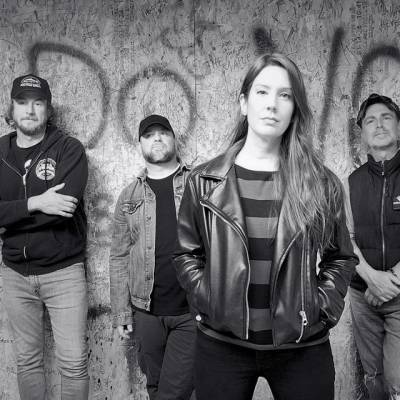 Lonely Little Kitsch