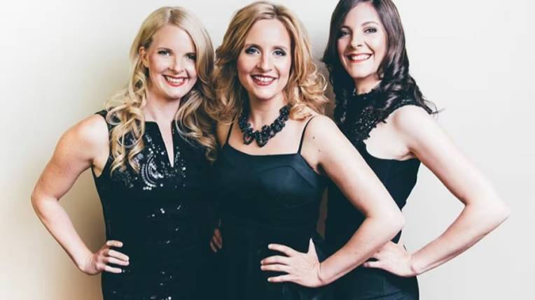 The Ennis Sisters